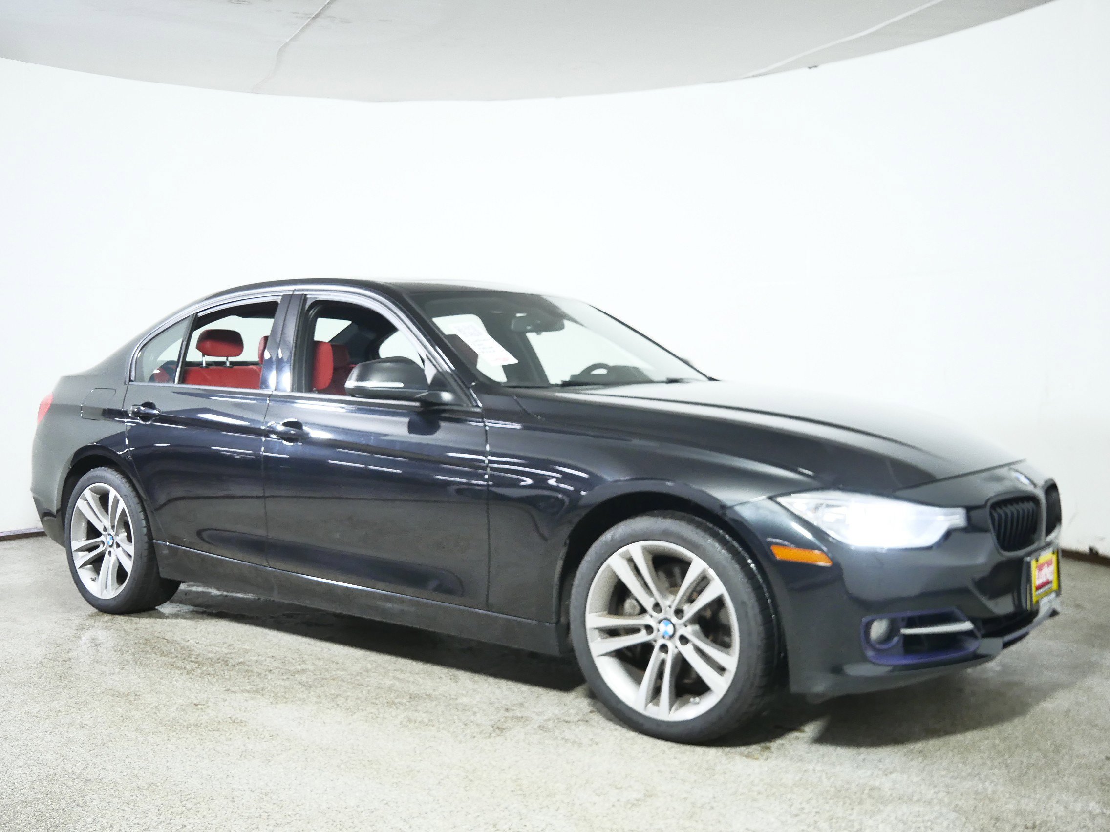 Used 2014 BMW 335i xDrive Sedan image 1