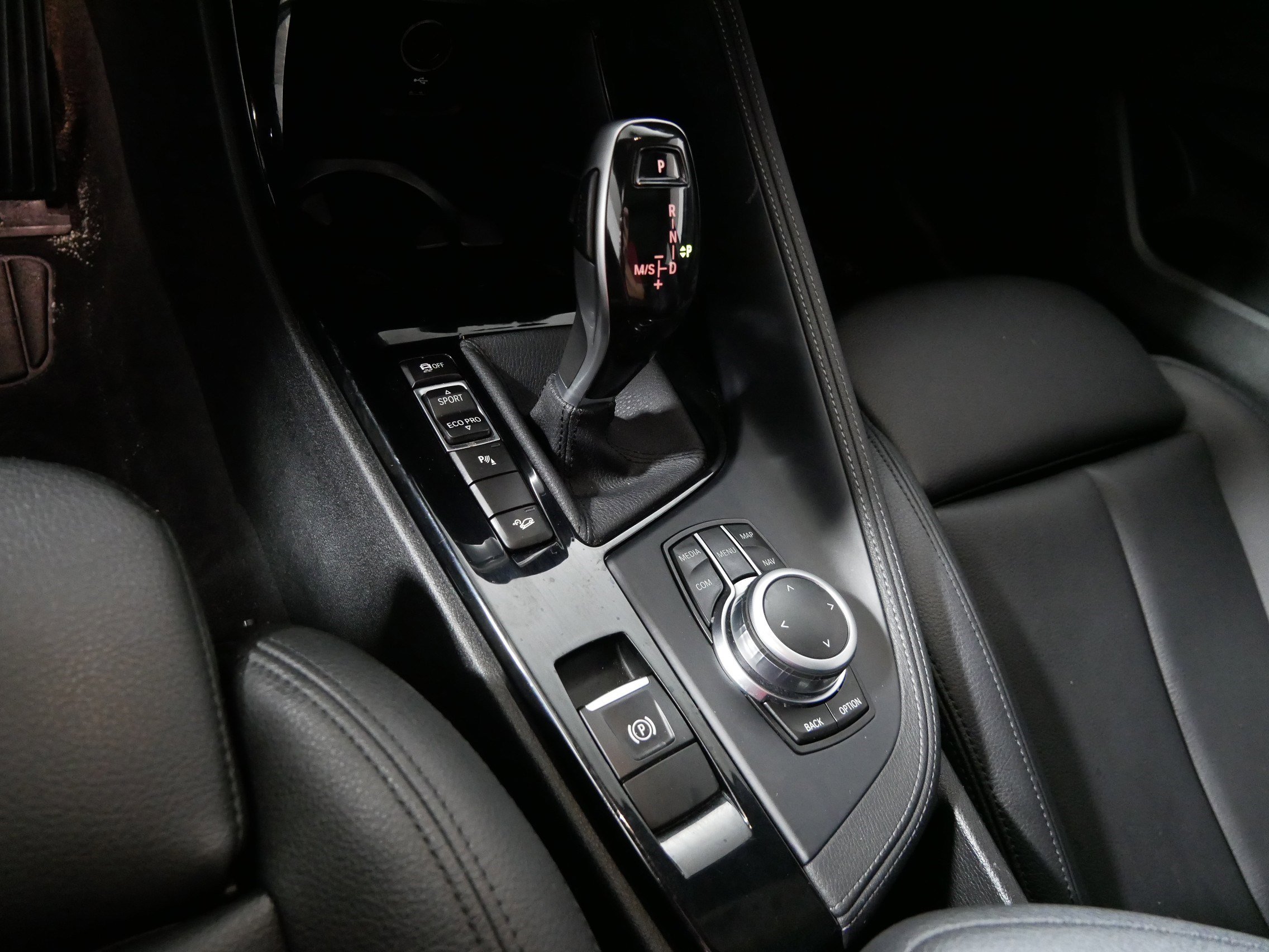 Used 2020 BMW X2 M35i image 24