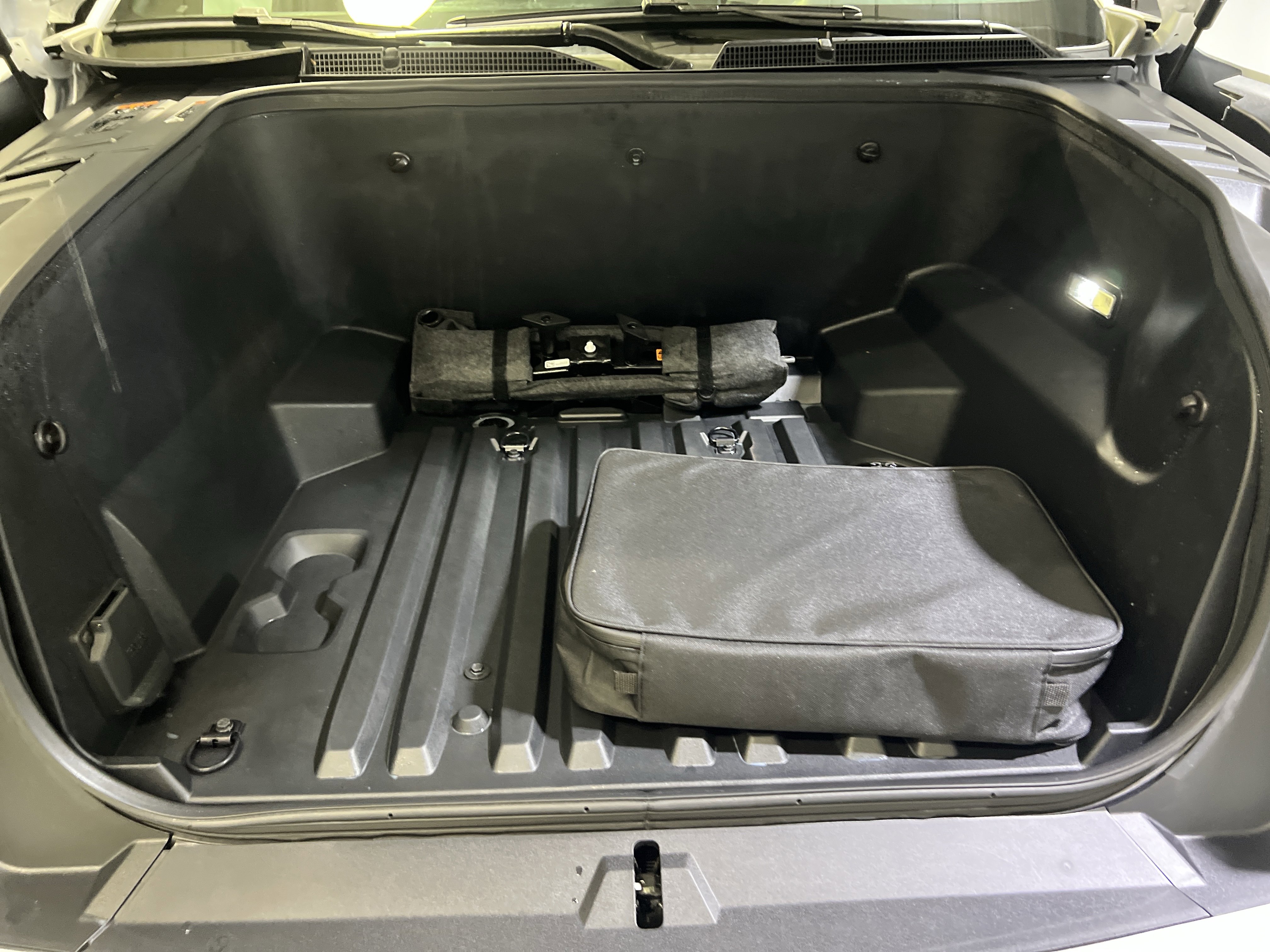 Certified 2024 Chevrolet Silverado EV W/T AWD/4WD image 15
