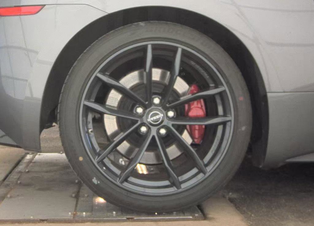 Used 2024 Nissan Z Performance w/ Floor Mat Package image 10