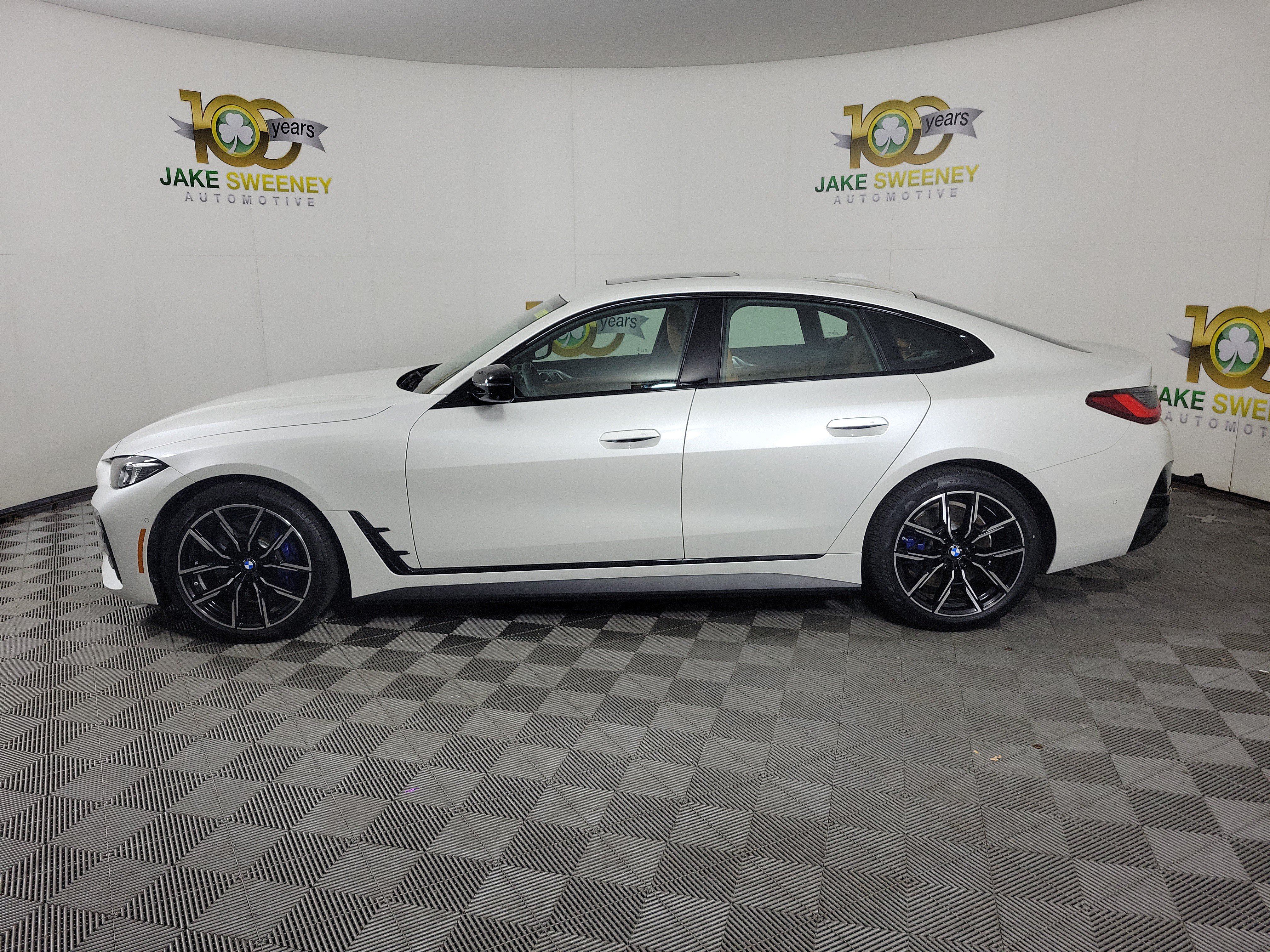Certified 2025 BMW i4 xDrive40i w/ M Sport Package AWD/4WD image 4