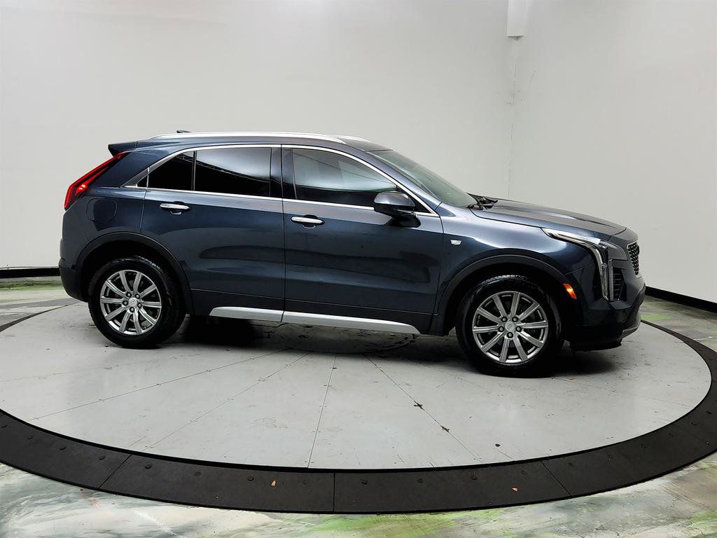 Used 2019 Cadillac XT4 Premium Luxury w/ Cold Weather Package FWD image 4