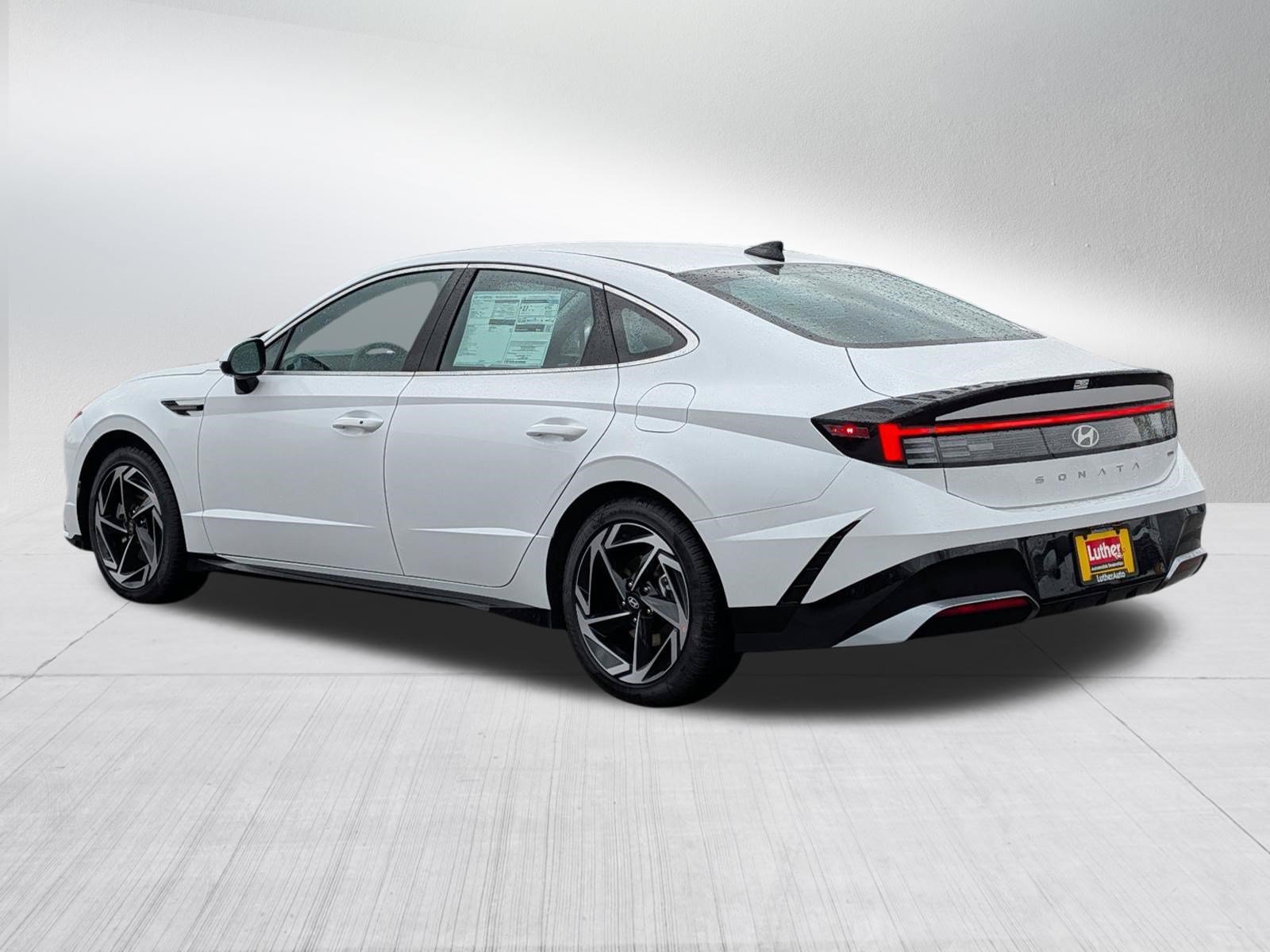 New 2026 Hyundai Sonata SEL AWD/4WD image 3