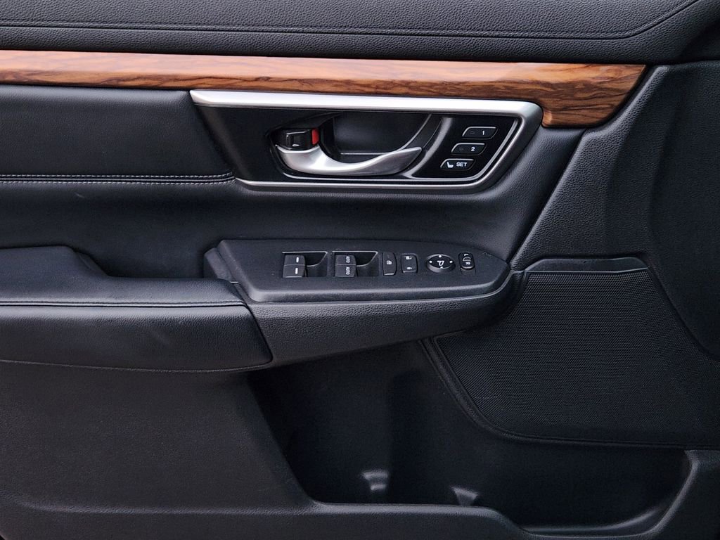 Used 2022 Honda CR-V Touring image 25