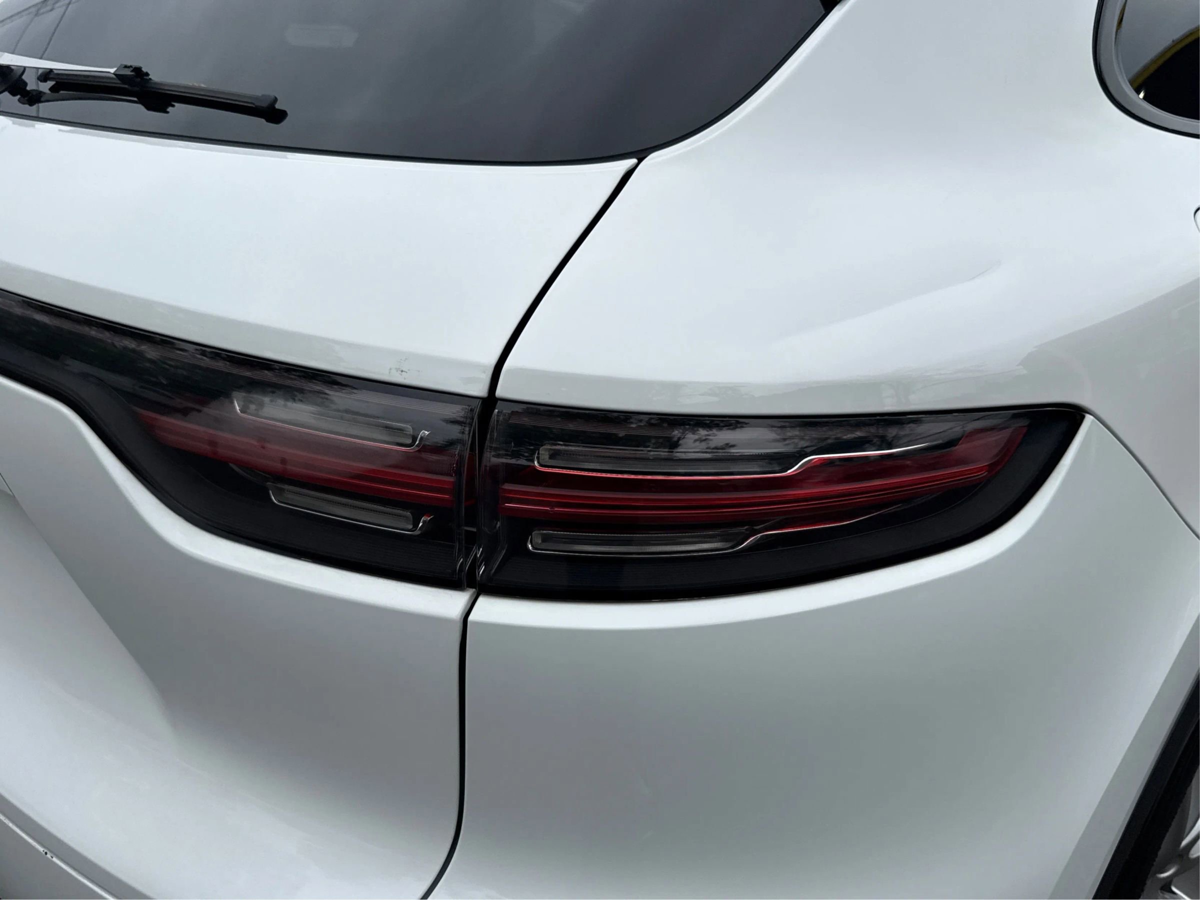 Used 2019 Porsche Cayenne AWD/4WD image 28