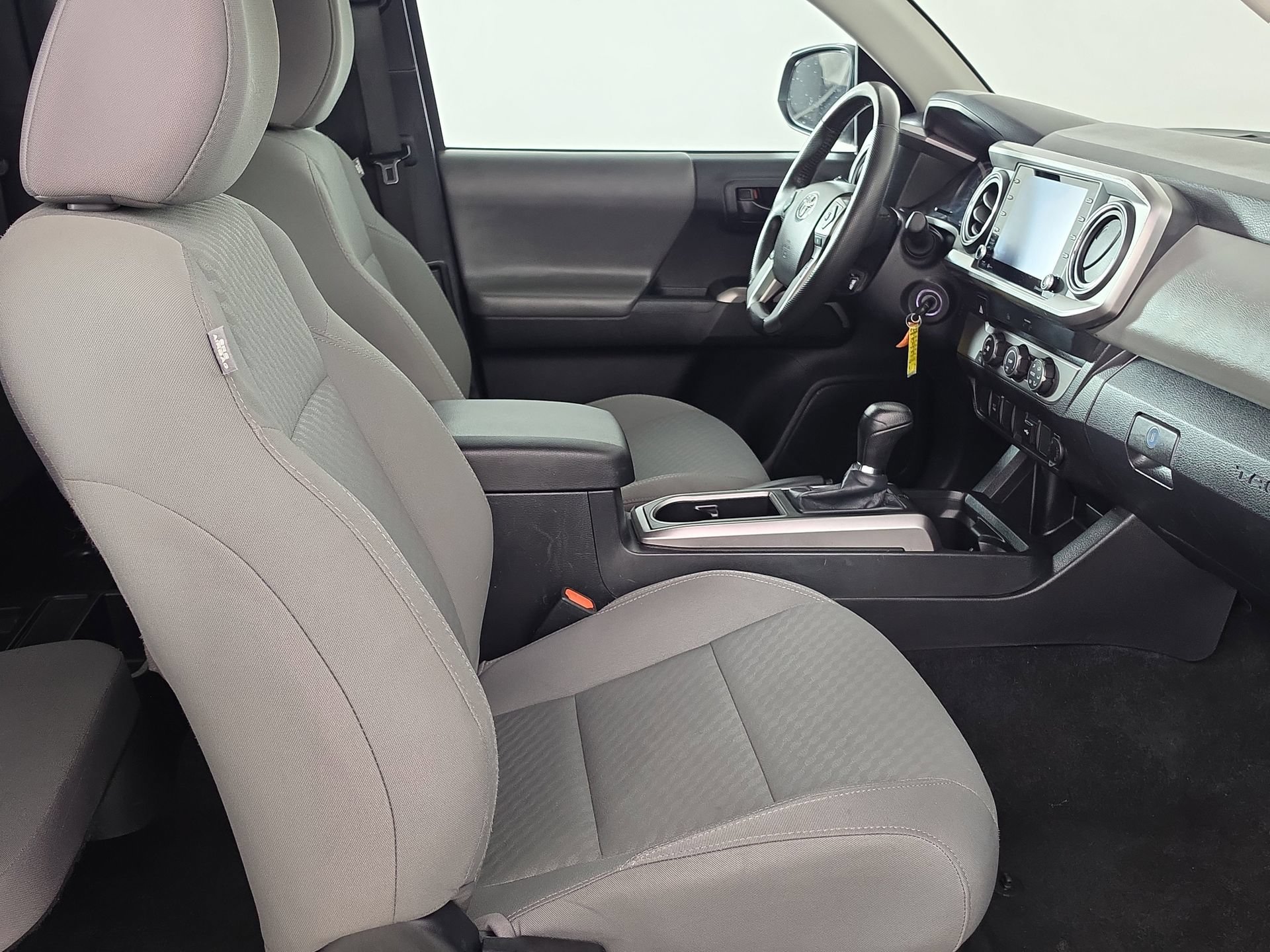 Used 2022 Toyota Tacoma SR5 w/ SR5 Appearance Package (SM) RWD image 34
