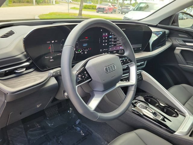 Certified 2025 Audi Q5 Premium w/ Premium Plus AWD/4WD image 17