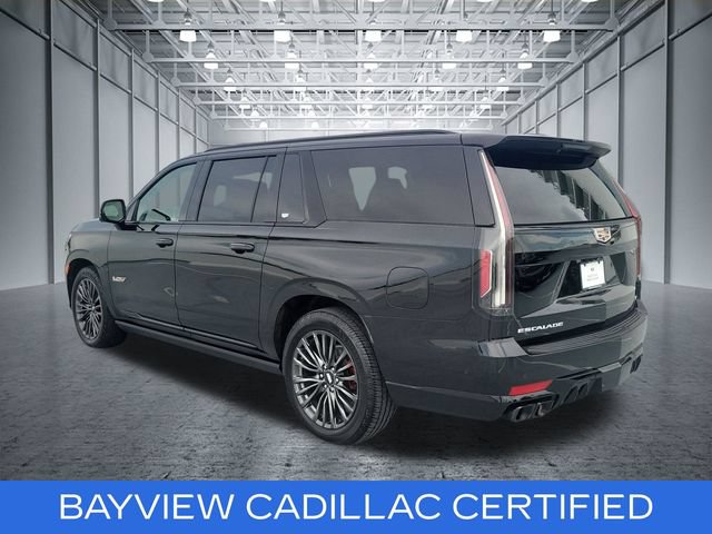 Certified 2023 Cadillac Escalade ESV V AWD/4WD image 4