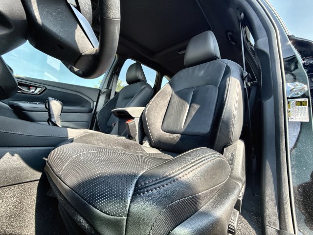 Used 2025 Subaru Forester Touring AWD/4WD image 11
