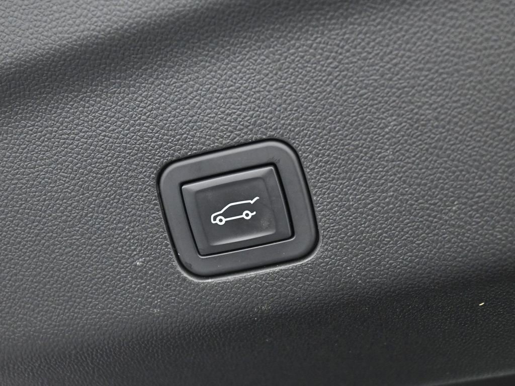 Used 2024 Chevrolet Tahoe RST w/ Luxury Package image 53