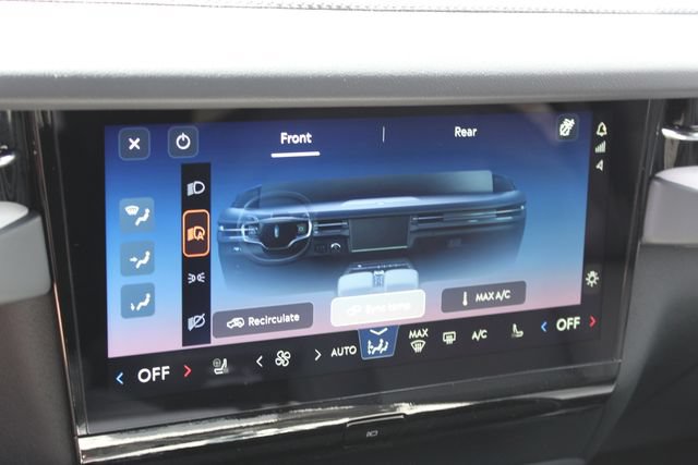 New 2026 Lincoln Navigator Reserve w/ Jet Appearance Package AWD/4WD image 22