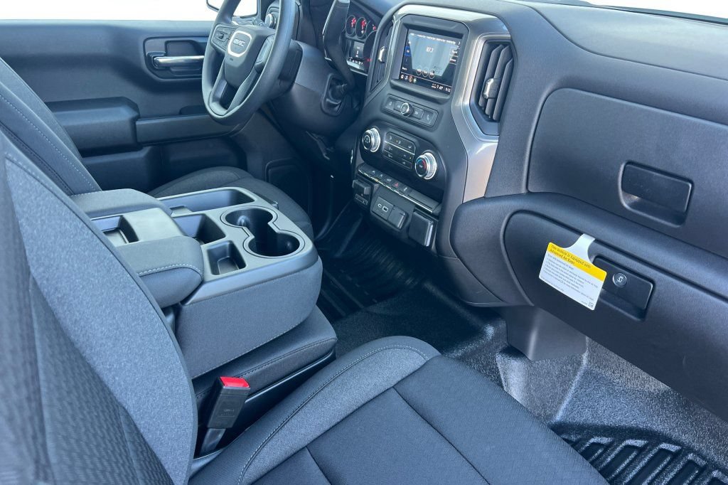 New 2026 GMC Sierra 1500 Pro w/ Pro Value Package AWD/4WD image 12