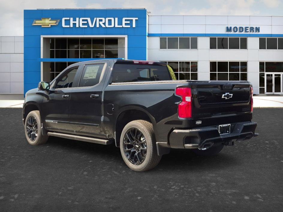 New 2026 Chevrolet Silverado 1500 High Country w/ High Country Premium Package AWD/4WD image 3
