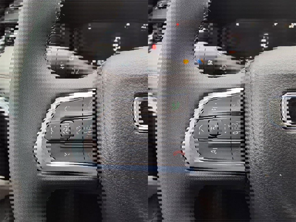 New 2026 Jeep Compass Limited w/ Sun, Sound & Navigation Group image 37