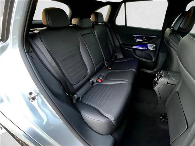 Used 2026 Mercedes-Benz GLC 300 4MATIC image 29