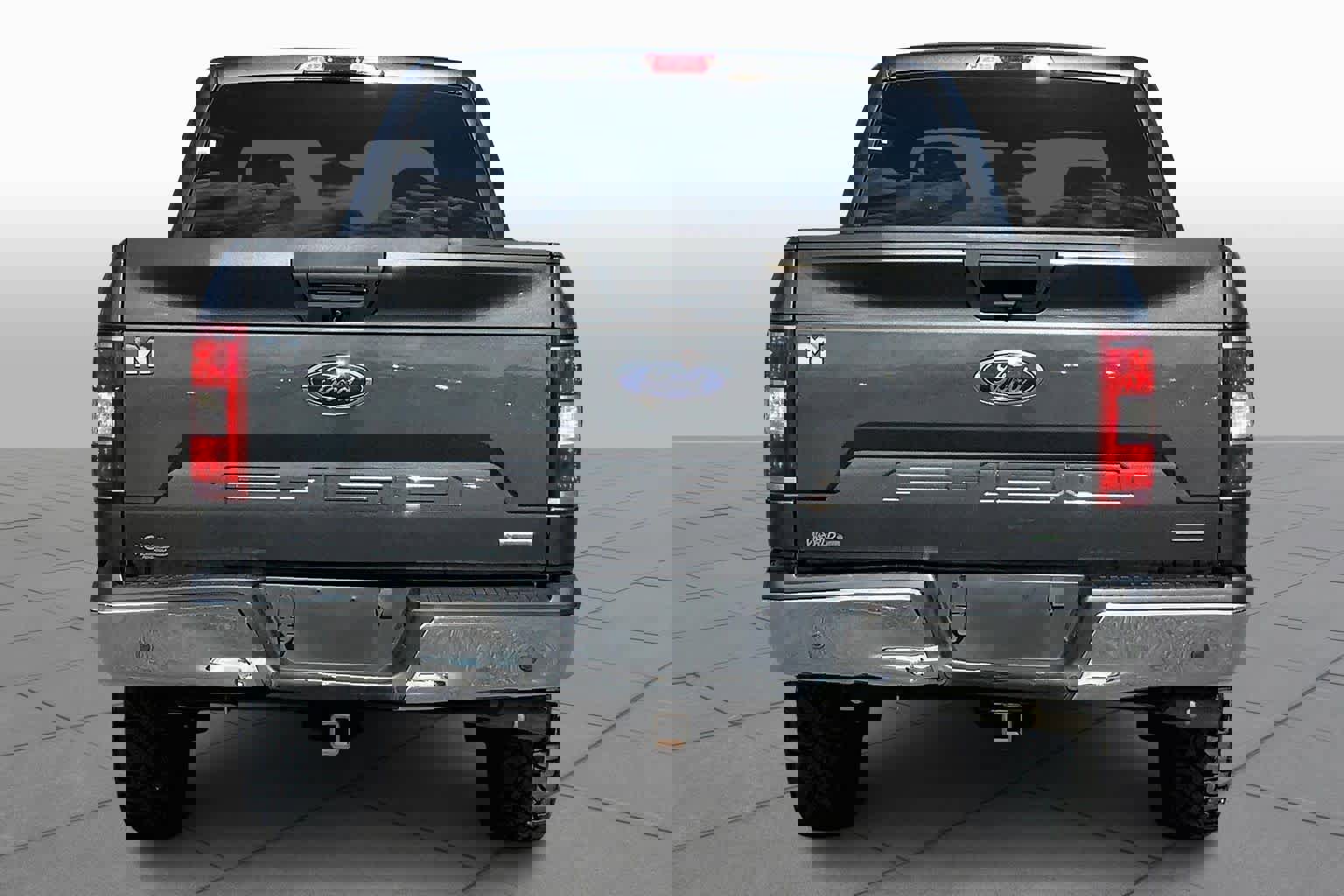 Certified 2019 Ford F150 XLT w/ Trailer Tow Package image 4