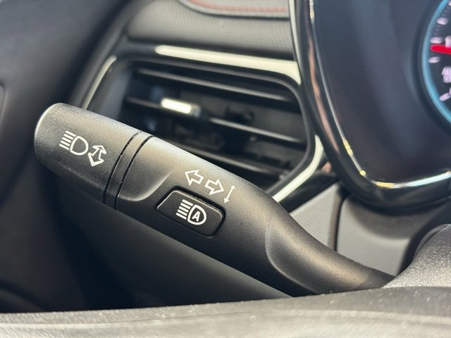 Used 2022 Chevrolet Equinox RS w/ RS Leather Package image 27