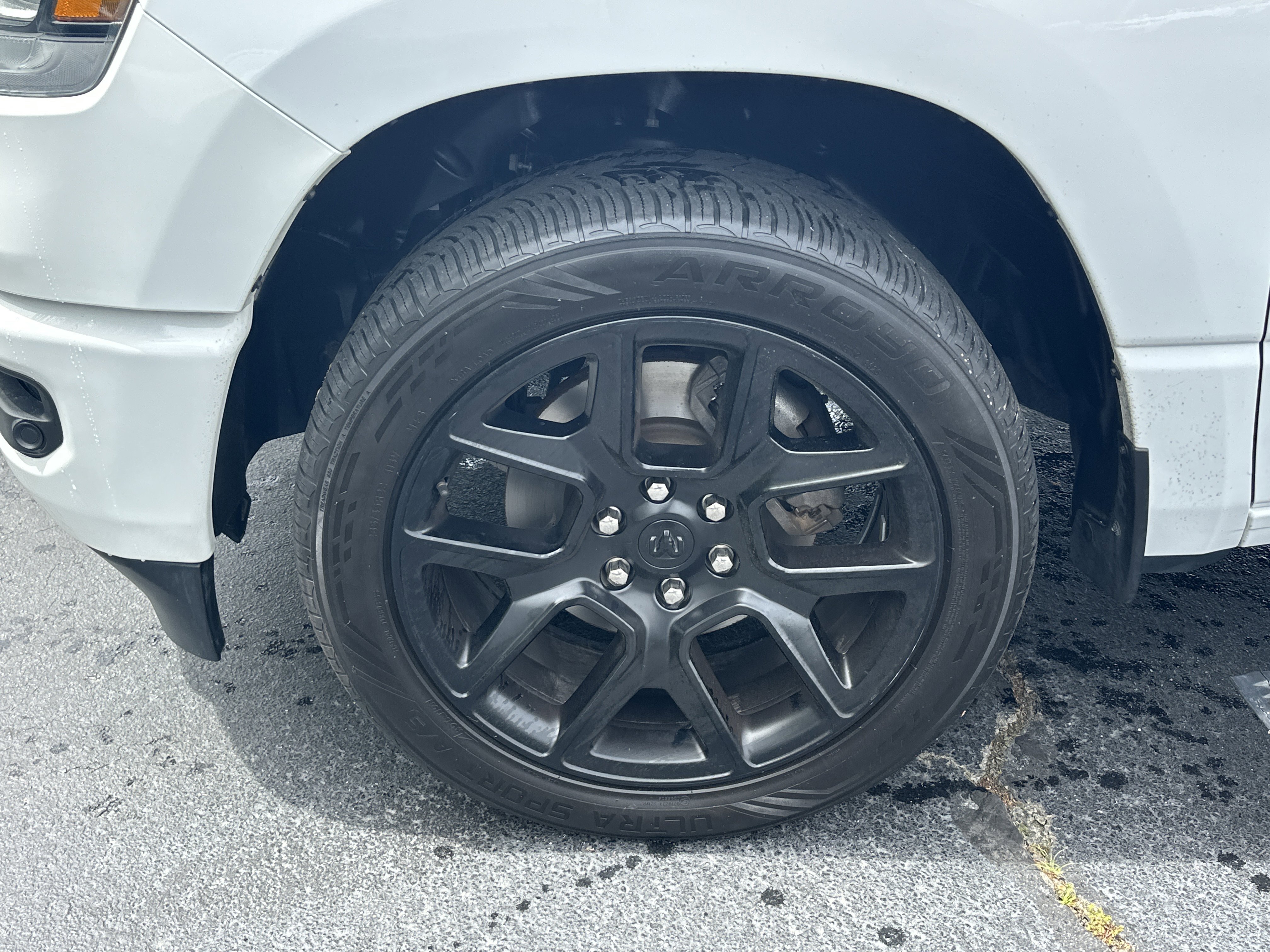 Used 2023 RAM 1500 Laramie image 13