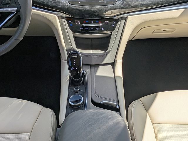 Certified 2023 Cadillac XT6 Premium Luxury w/ Technology Package image 18