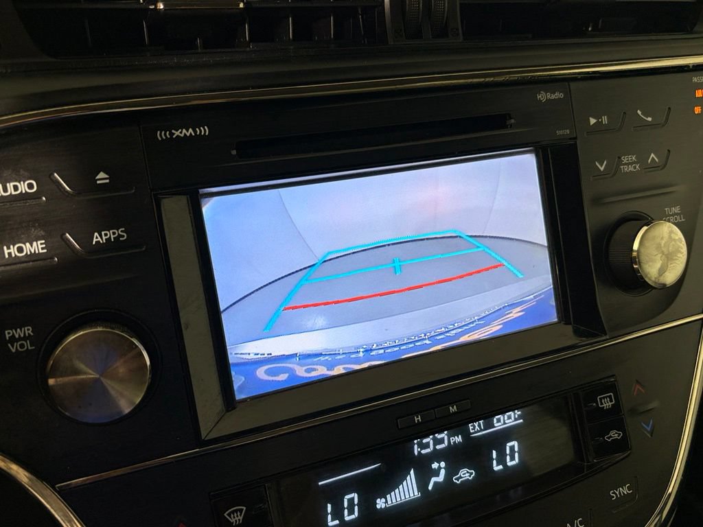 Used 2018 Toyota Avalon XLE w/ All Weather Liner Package FWD image 32