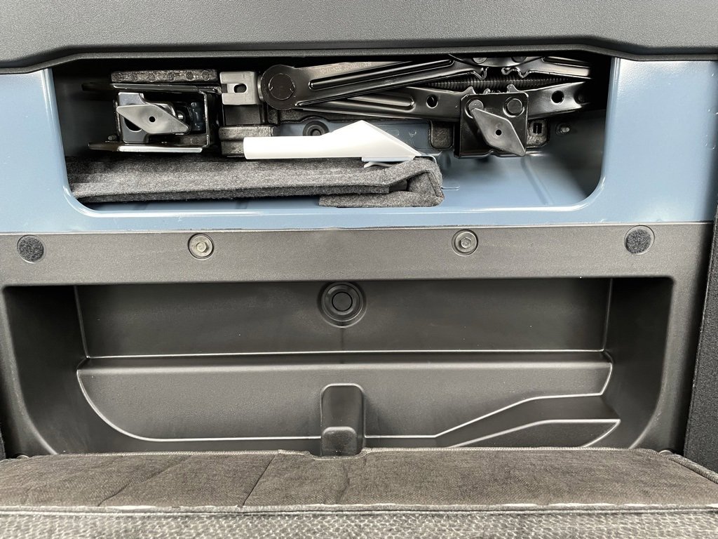 New 2025 Ford Bronco Outer Banks w/ Sasquatch Package image 26