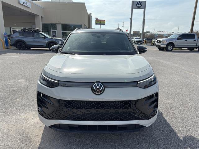 New 2026 Volkswagen Tiguan SE R-Line video 2