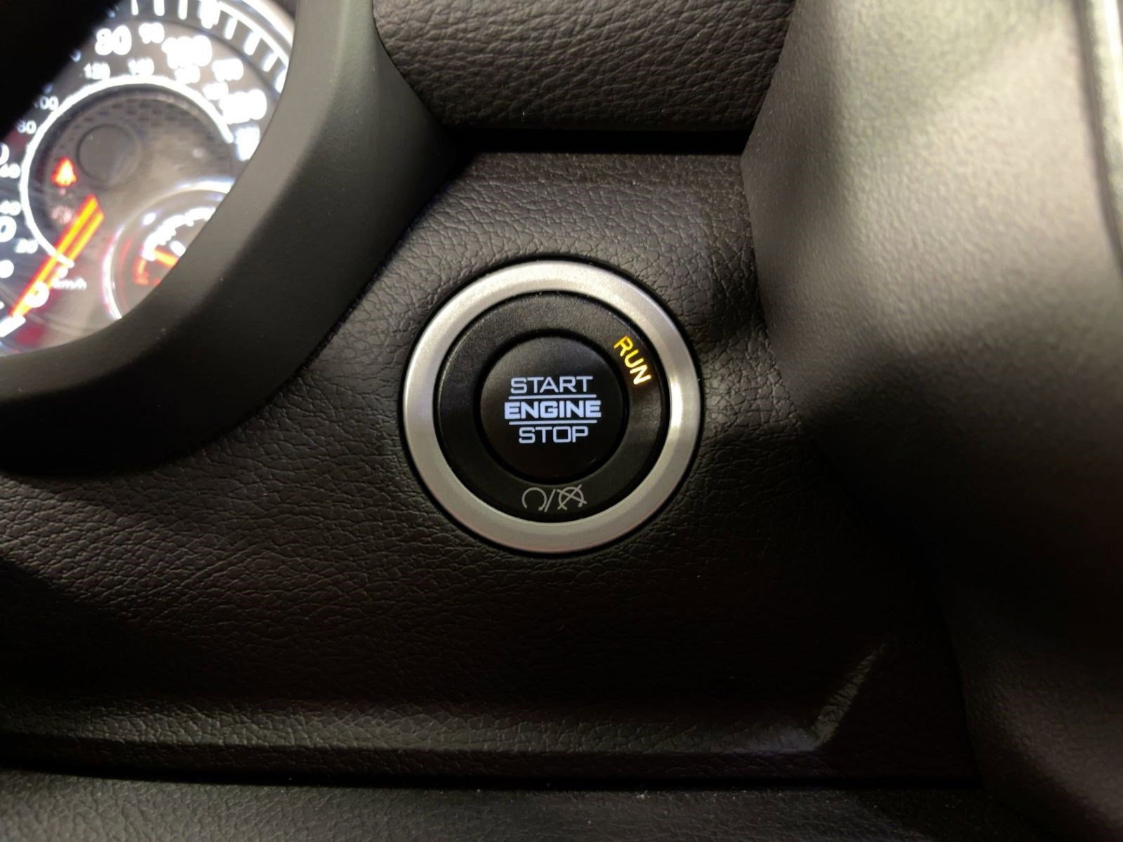 Used 2024 RAM 2500 Laramie w/ Night Edition image 26