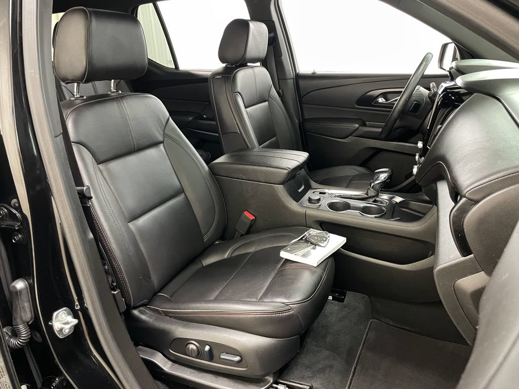 Certified 2023 Chevrolet Traverse RS AWD/4WD image 40