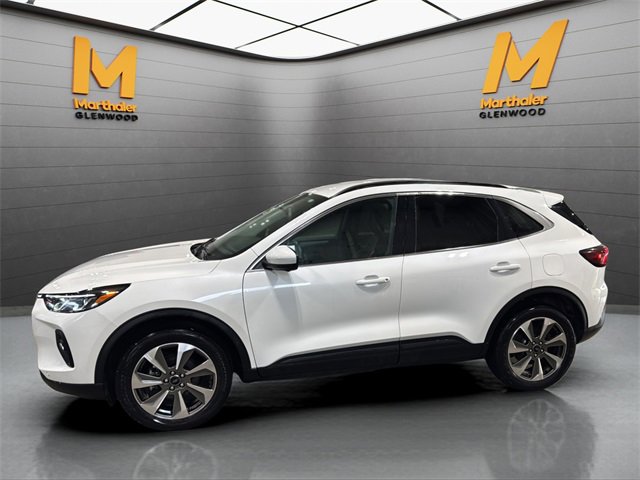 Used 2024 Ford Escape Platinum image 5