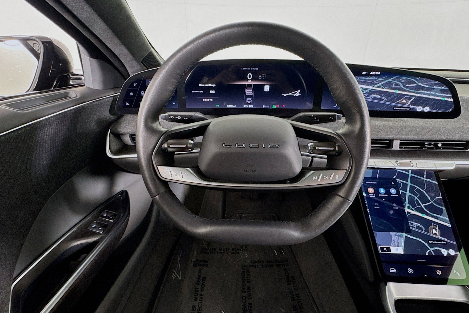 Used 2024 Lucid Air Touring image 4