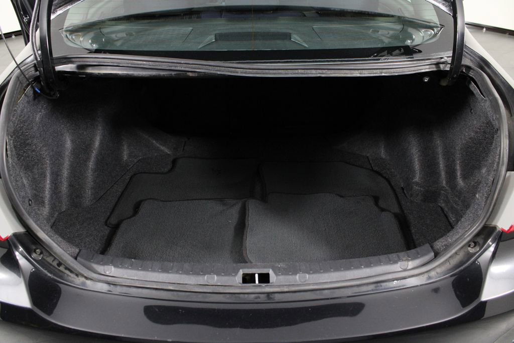 Used 2013 Toyota Corolla S image 16