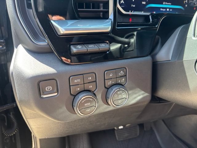 New 2026 Chevrolet Silverado 1500 High Country AWD/4WD image 19