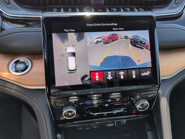 Used 2024 Jeep Grand Cherokee Summit image 24