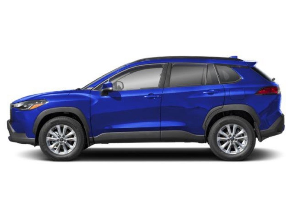 Used 2024 Toyota Corolla Cross LE image 3