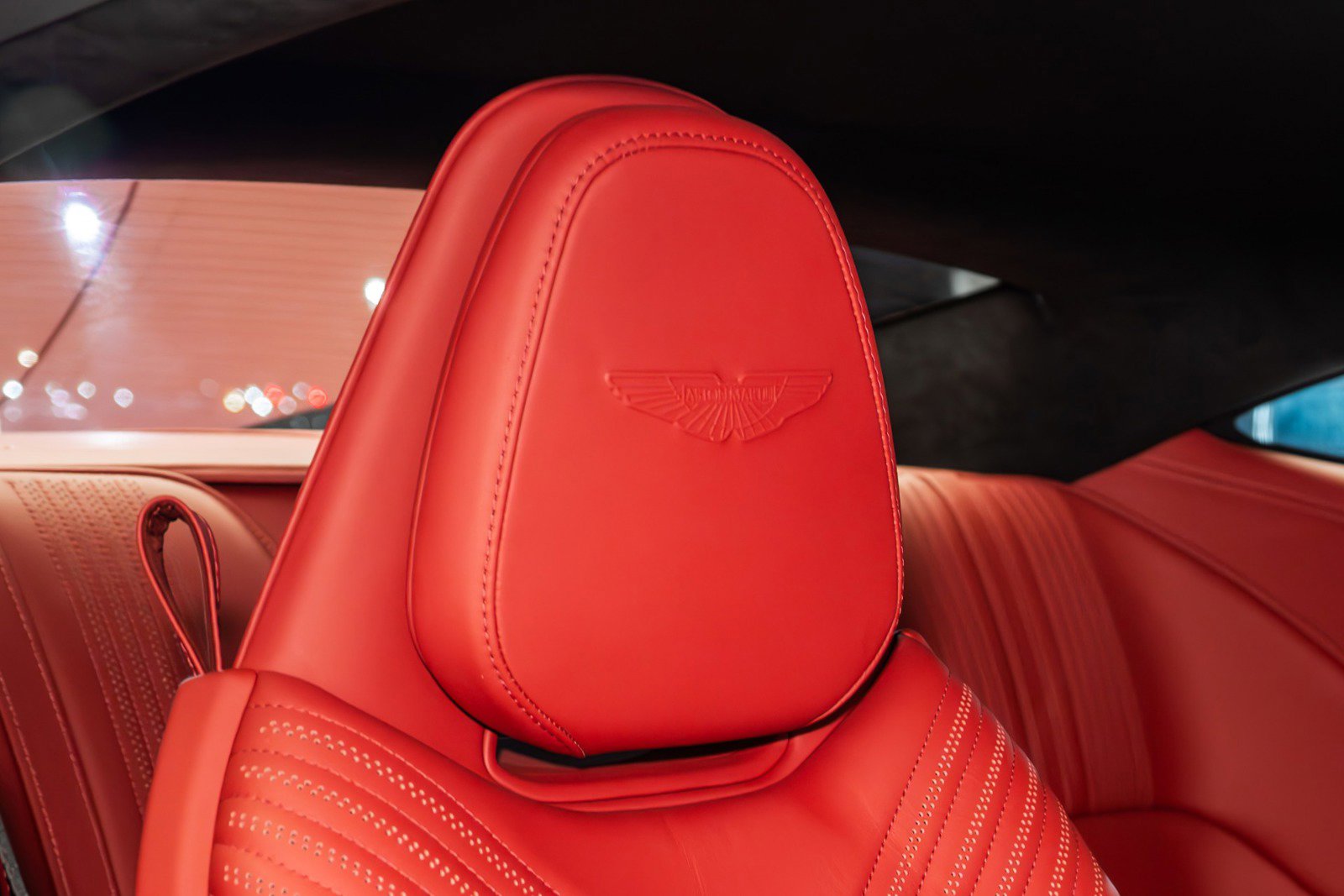 Used 2023 Aston Martin DB11 V8 image 5