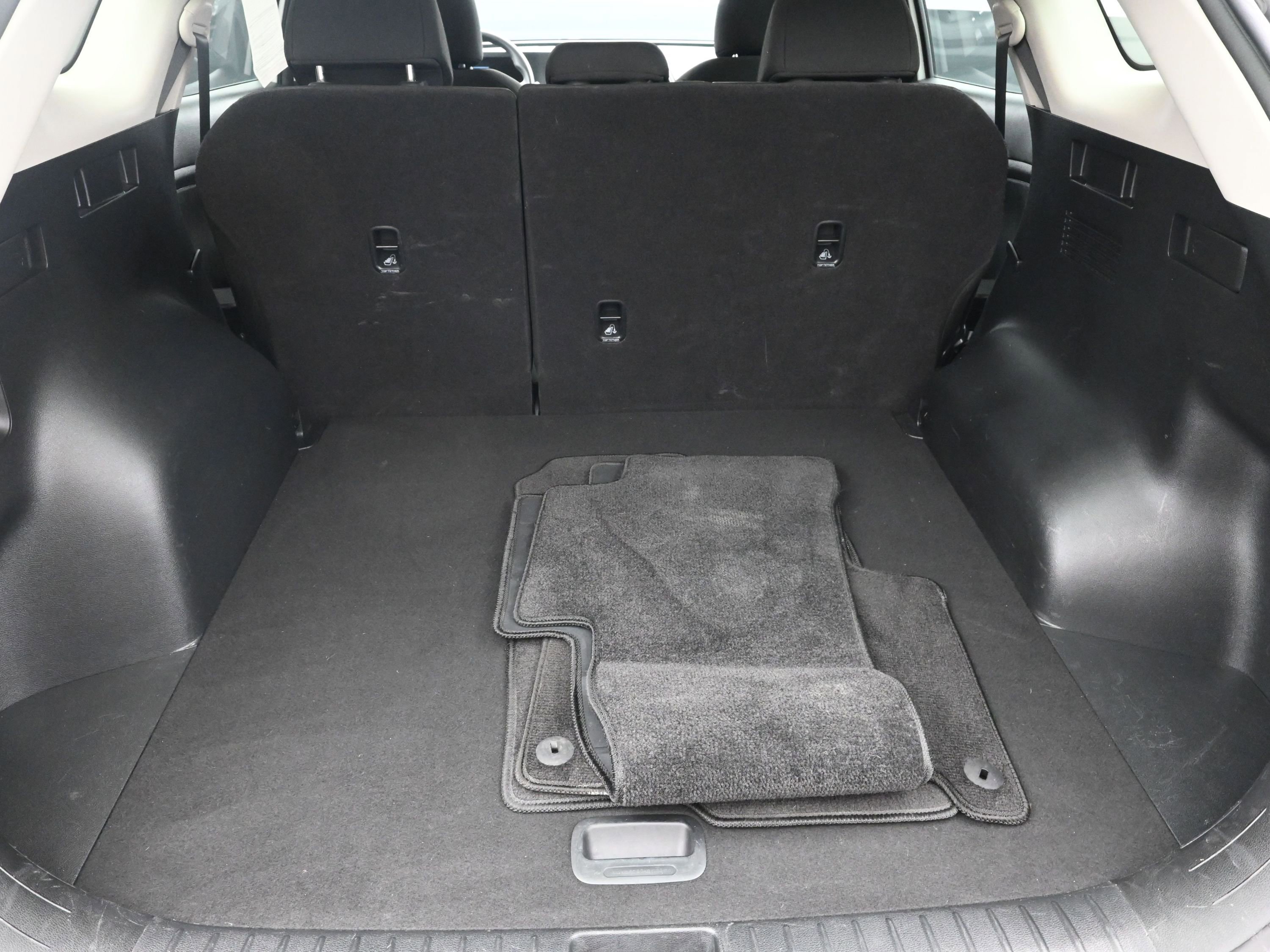 Used 2024 Kia Sportage LX image 23