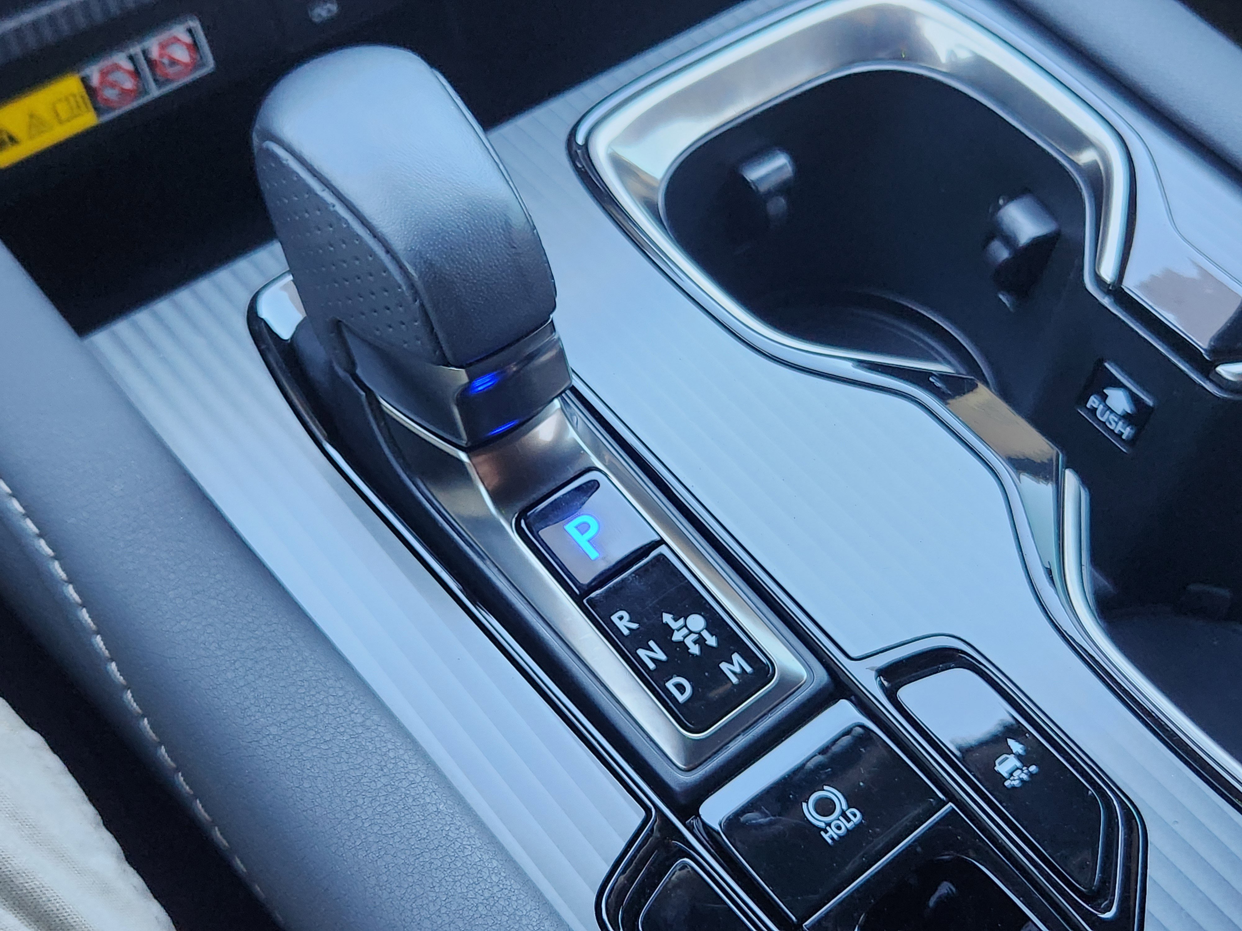 Used 2023 Lexus RX 500h F Sport image 11