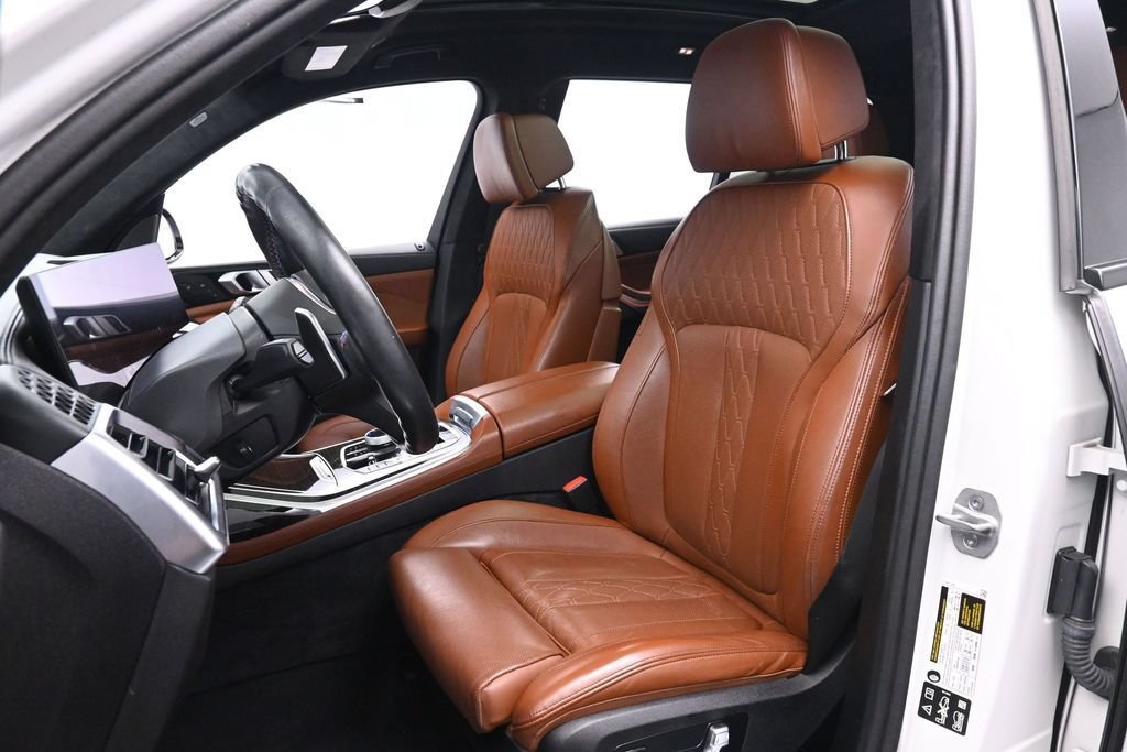 Used 2024 BMW X7 M60i w/ Executive Package AWD/4WD image 12
