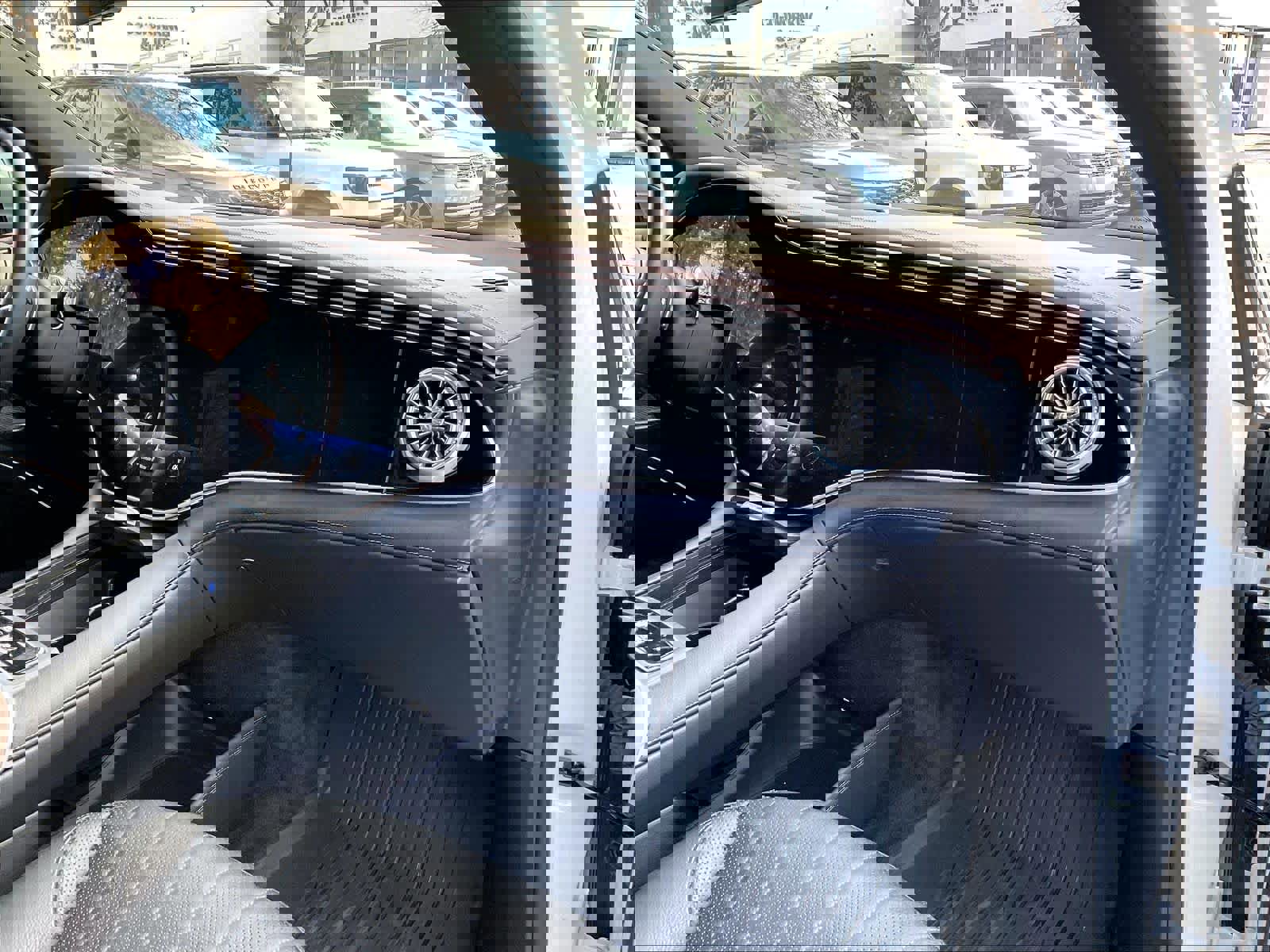 Used 2023 Mercedes-Benz EQS 580 4MATIC SUV image 17