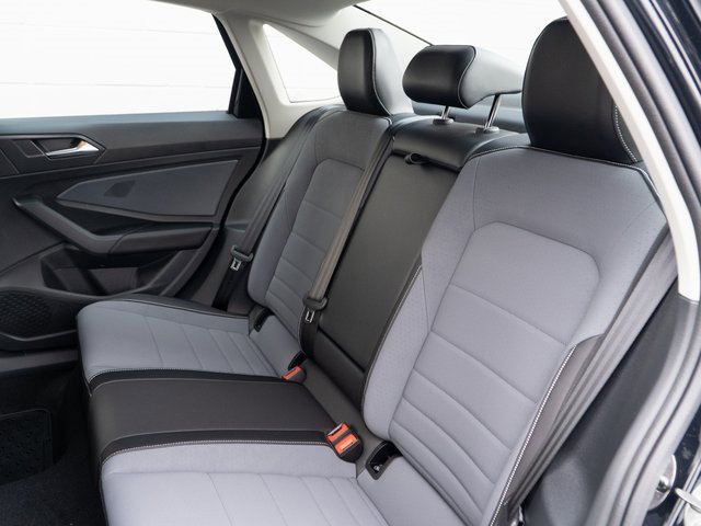 New 2026 Volkswagen Jetta SE image 9