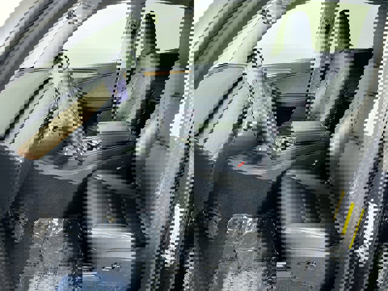 Used 2025 Tesla Model Y Long Range image 12