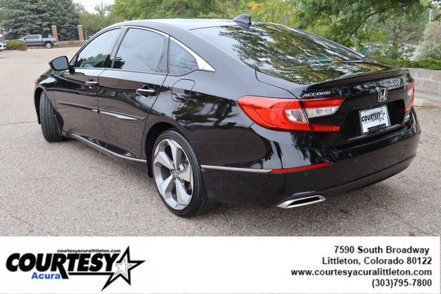 Used 2020 Honda Accord Touring image 4