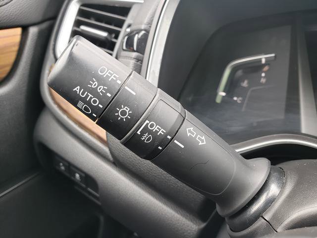 Used 2019 Honda CR-V Touring image 24