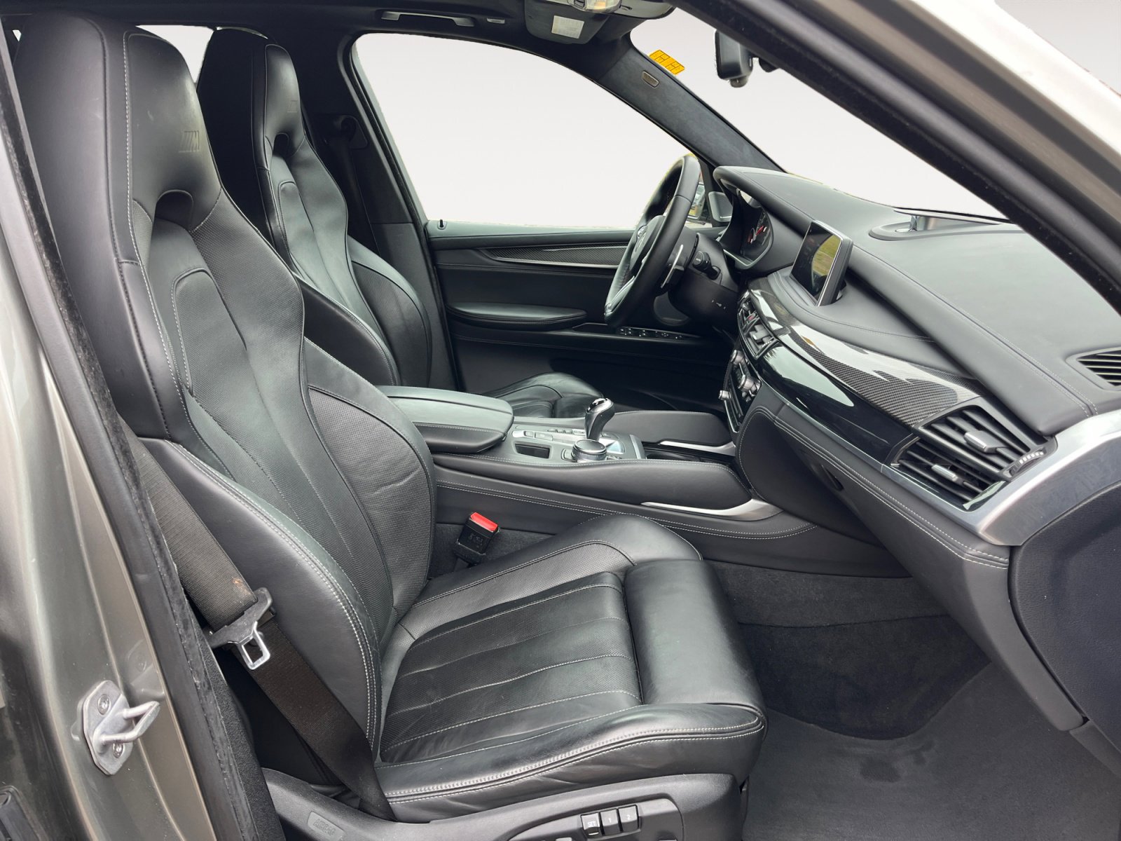 Used 2018 BMW X5 M w/ Executive Package image 20