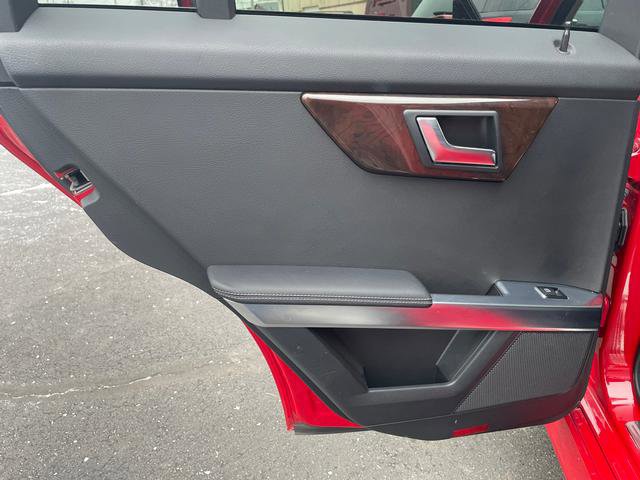 Used 2013 Mercedes-Benz GLK 350 4MATIC image 10