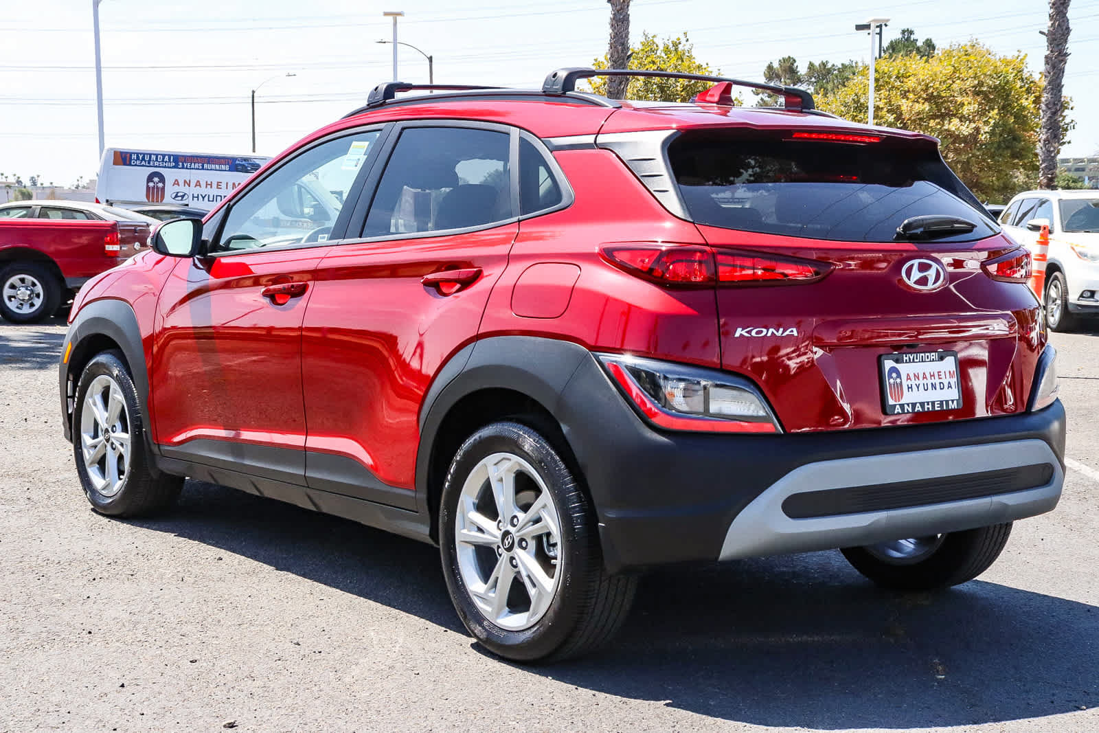 Used 2023 Hyundai Kona SEL w/ Cargo Package FWD image 9