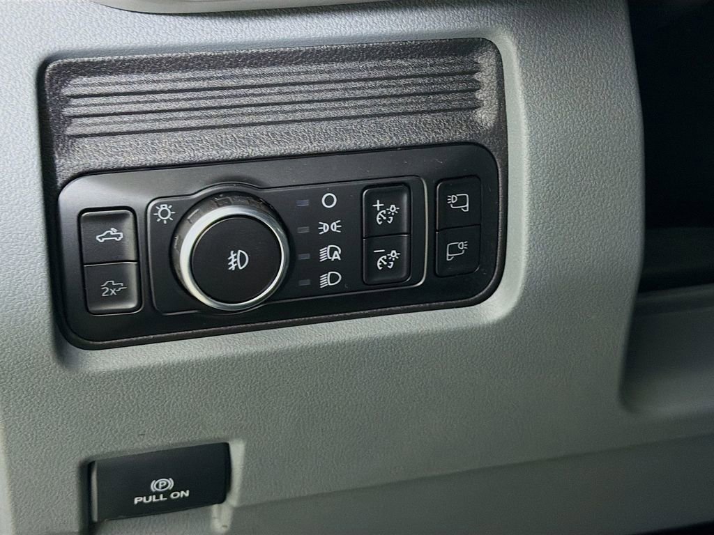 New 2026 Ford F250 XLT w/ XLT Premium Package image 10