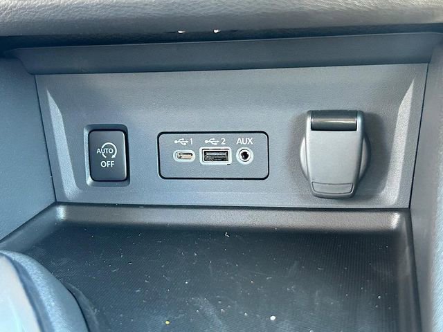 New 2025 Nissan Sentra SV w/ SV Premium Package image 18