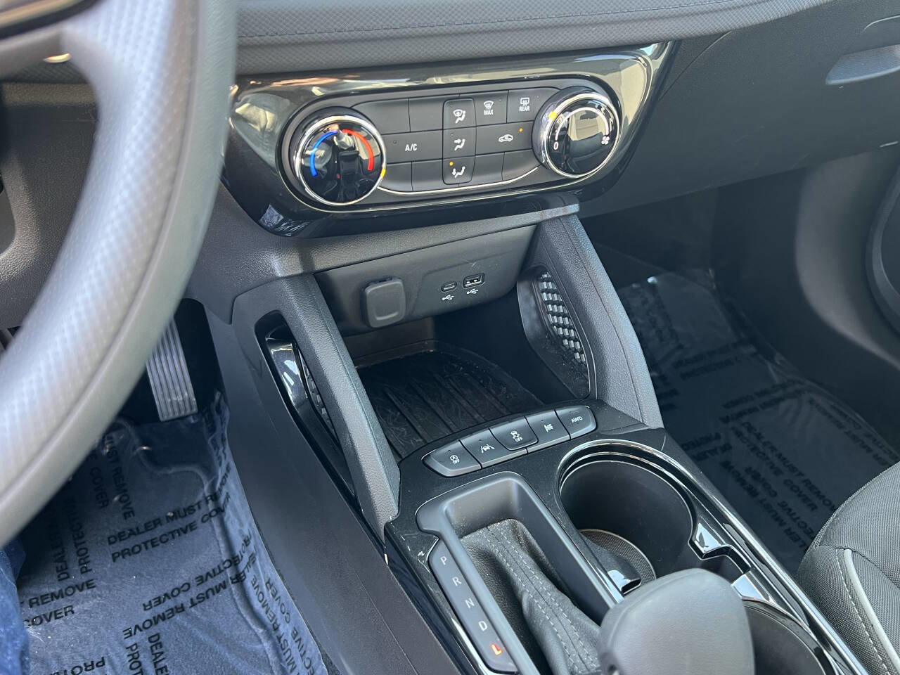 Used 2025 Chevrolet TrailBlazer LT w/ Driver Confidence Package image 20