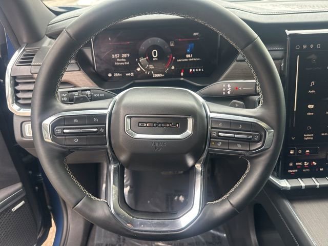 Used 2024 GMC Acadia Denali image 18